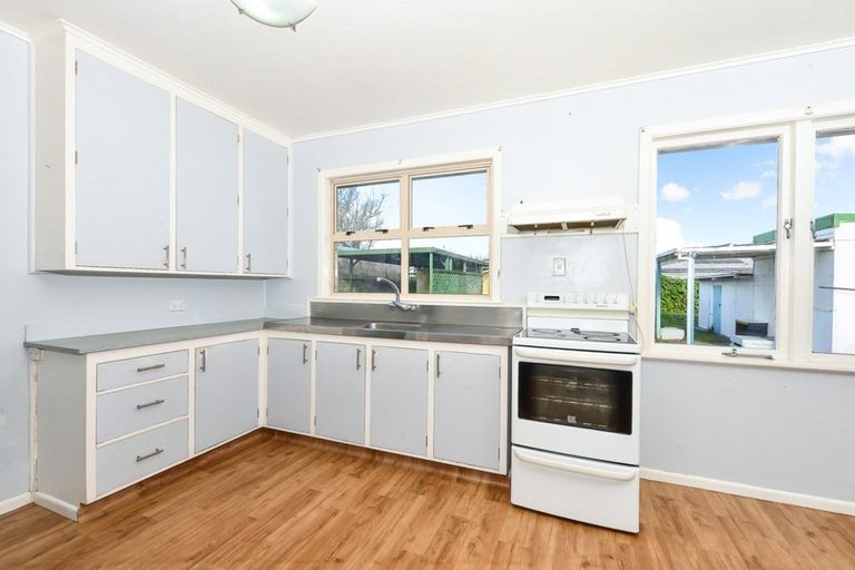 Photo of property in 22 Keats Crescent, Enderley, Hamilton, 3214