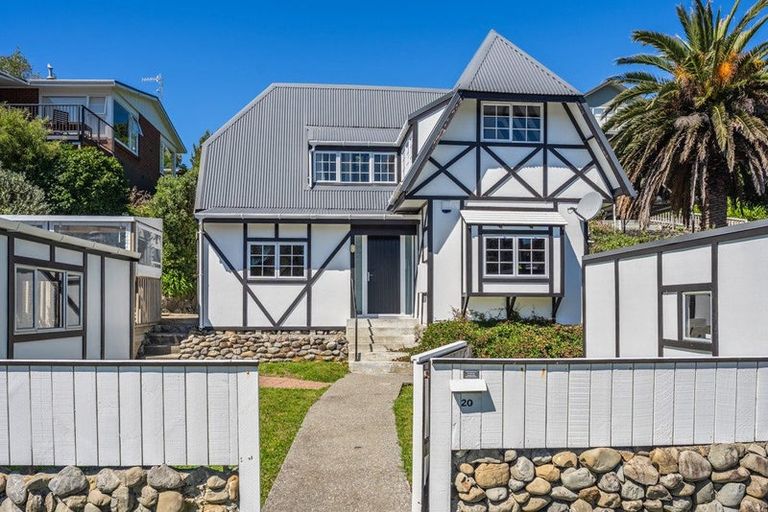 Photo of property in 20 Glen Road, Raumati South, Paraparaumu, 5032