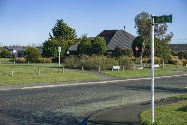 Photo of property in 11 Harrall Place, Kaiapoi, 7630