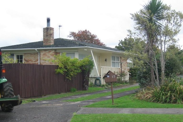 Photo of property in 17 Janet Street, Sunnyhills, Auckland, 2010