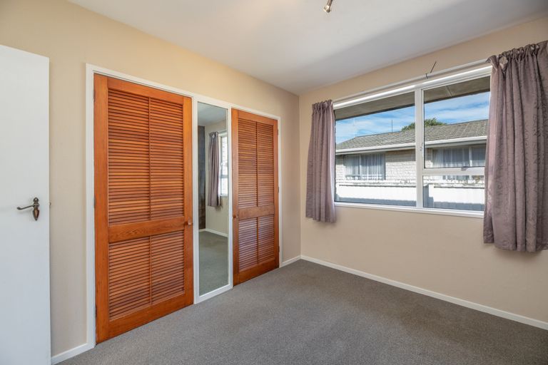 Photo of property in 2/15 Sandra Street, South New Brighton, Christchurch, 8062