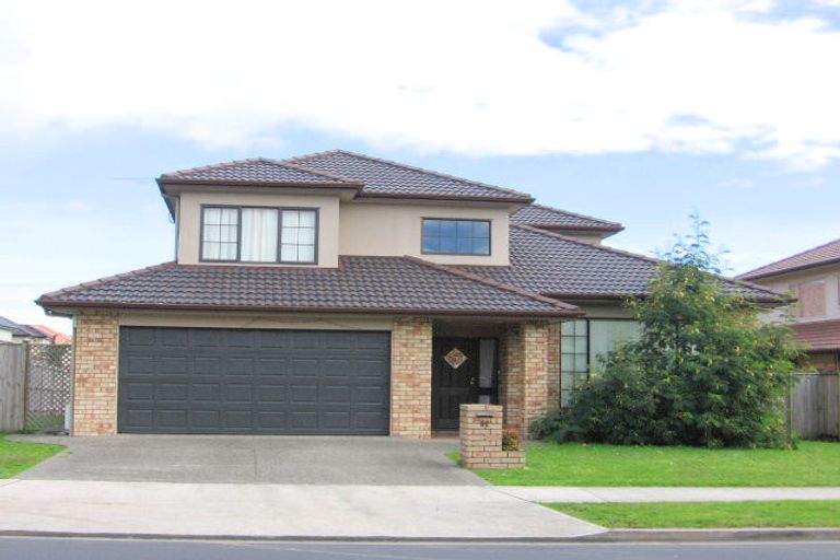 Photo of property in 67 Middlefield Drive, East Tamaki Heights, Auckland, 2016