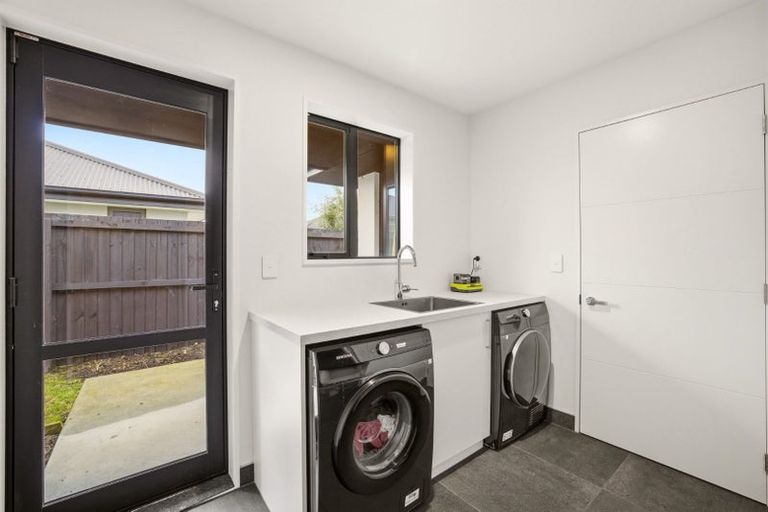Photo of property in 45 Suffolk Drive, Kirwee, 7571