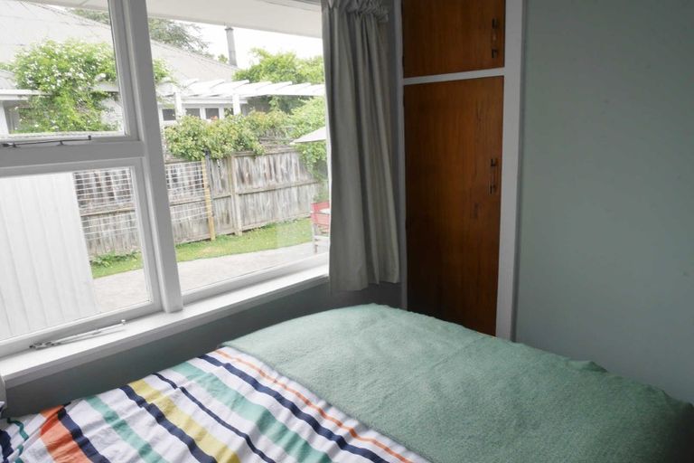 Photo of property in 1/76 Saint Martins Road, Saint Martins, Christchurch, 8022