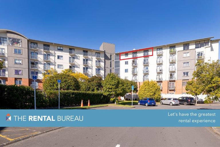 Photo of property in 5e/10 Crown Lynn Place, New Lynn, Auckland, 0600