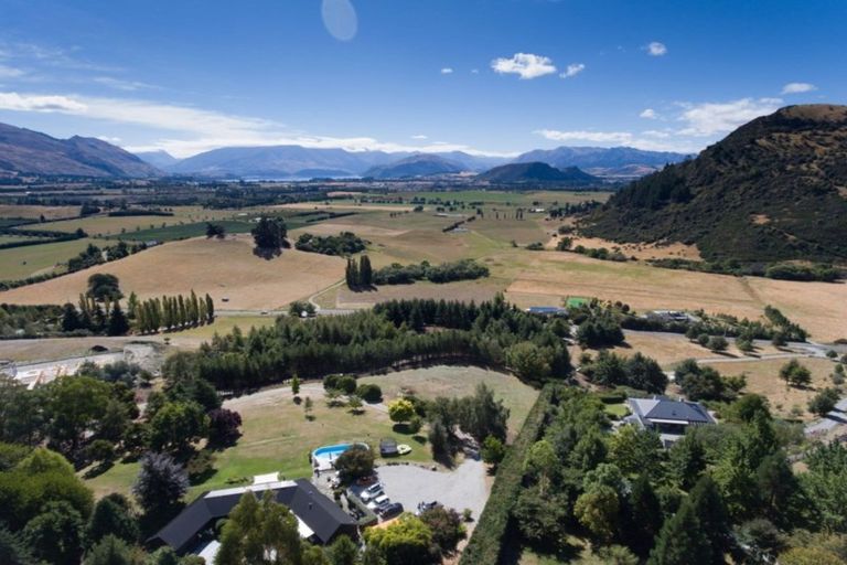 Photo of property in 571 Mount Barker Road, Wanaka, 9382