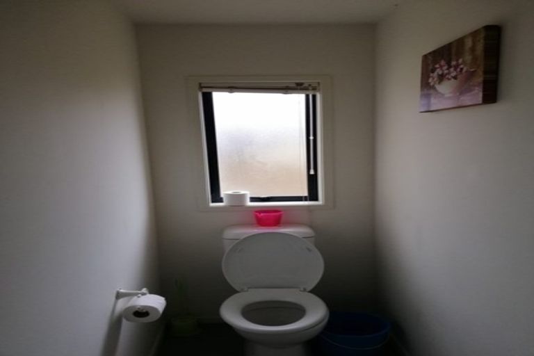 Photo of property in 187 Sturges Road, Henderson, Auckland, 0612