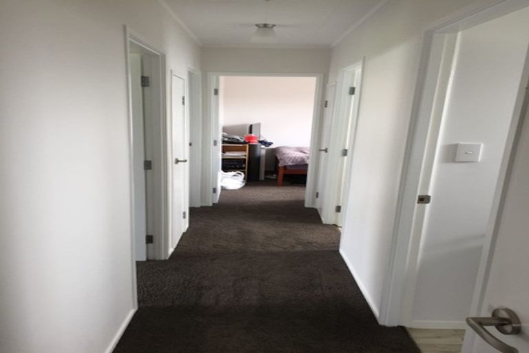 Photo of property in 94 Stanley Road, Glenfield, Auckland, 0629