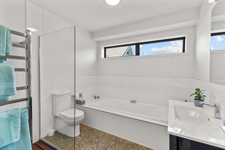 Photo of property in 3 Pinot Crescent, Ohau, 5570