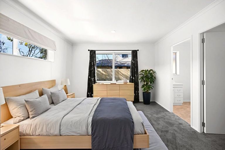 Photo of property in 11 Chancery Close, Hamilton East, Hamilton, 3216