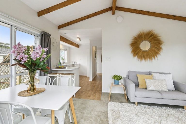 Photo of property in 8a Tarawera Road, Johnsonville, Wellington, 6037