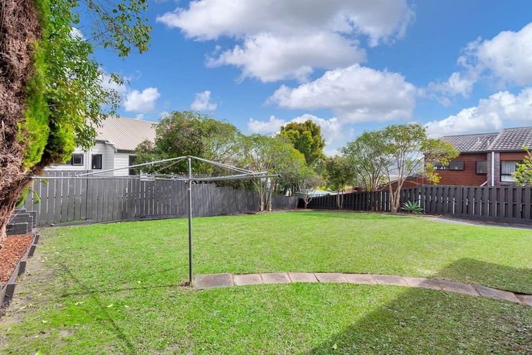 Photo of property in 86 Seaview Road, Glenfield, Auckland, 0629