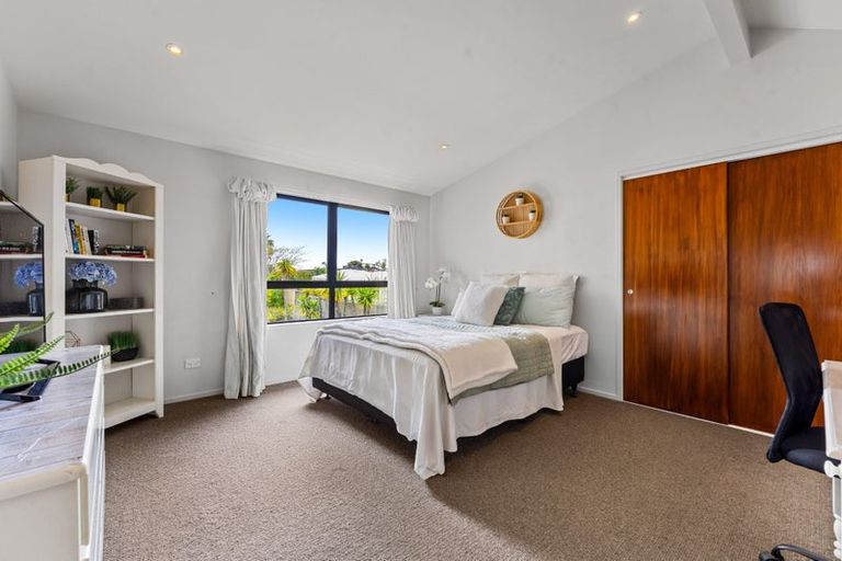 Photo of property in 9 Porritt Avenue, Chatswood, Auckland, 0626