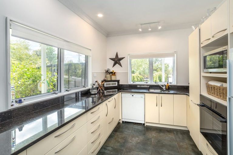 Photo of property in 56 Jellicoe Street, Greytown, 5712