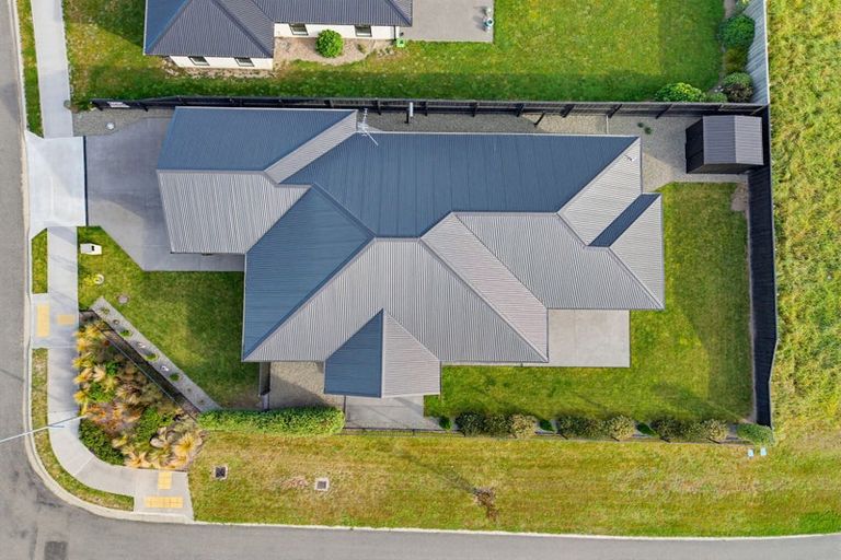 Photo of property in 33 Claremont Crescent, Amberley, 7410