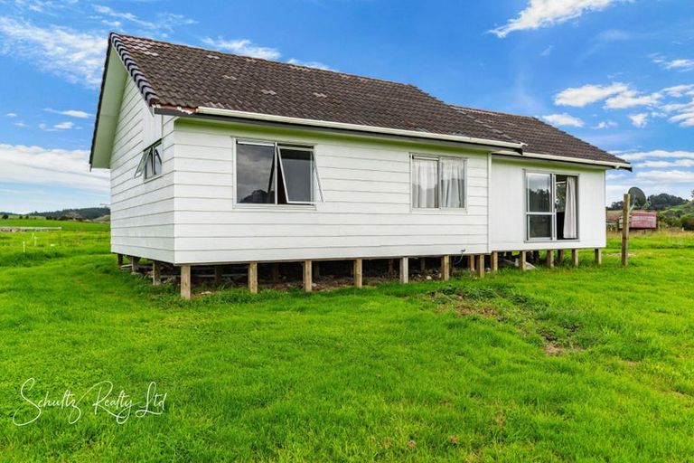 Photo of property in 32a Swamp Road, Mareretu, Maungaturoto, 0571