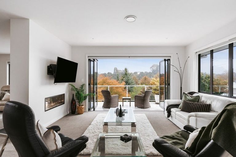 Photo of property in 15 Athelstan Way, Bethlehem, Tauranga, 3110