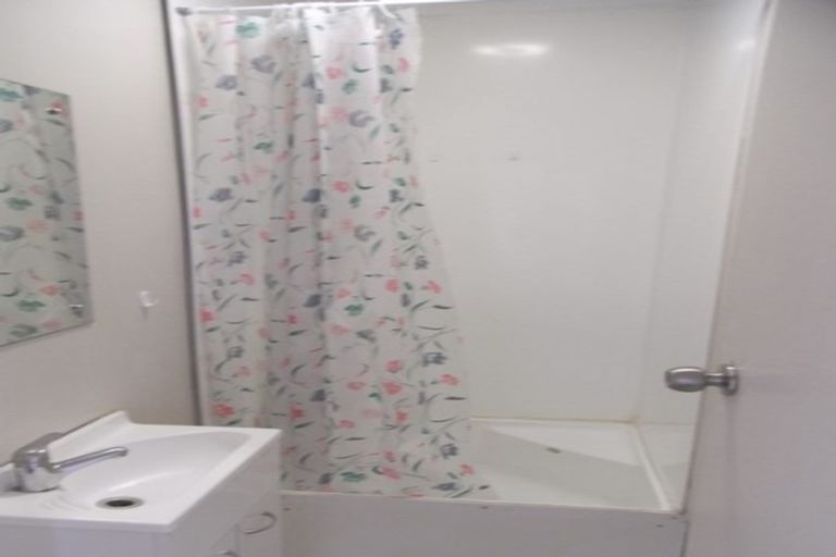 Photo of property in 1/82 Huia Road, Papatoetoe, Auckland, 2025