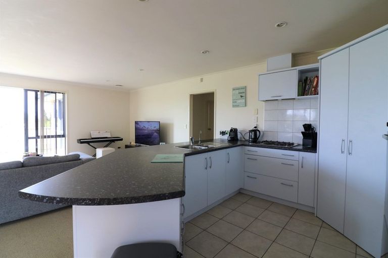 Photo of property in 14 Farleigh Close, Huntington, Hamilton, 3210