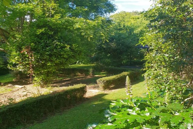 Photo of property in 79 Kitchener Road, Waiuku, 2123