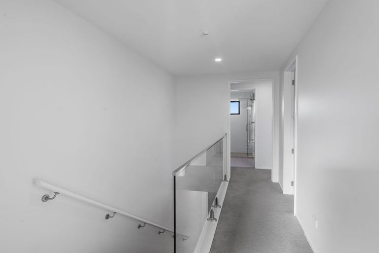 Photo of property in 17 Eminence Drive, Northwood, Christchurch, 8051