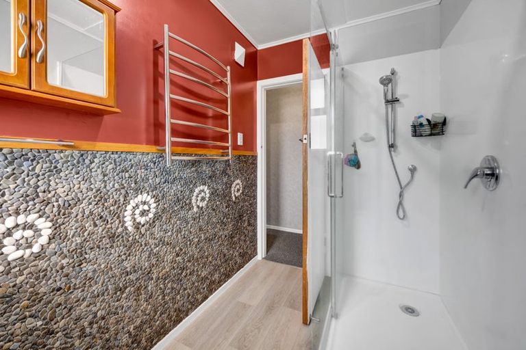 Photo of property in 44 Oberon Street, Stratford, 4332