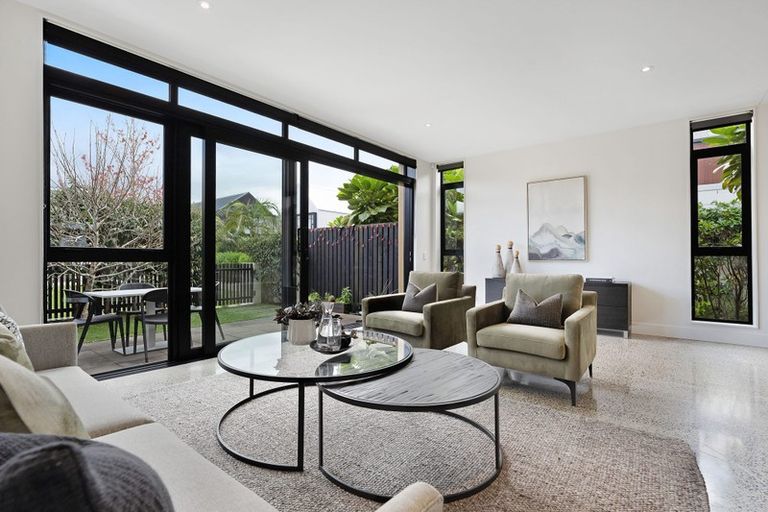 Photo of property in 13 Isitt Road, Hobsonville, Auckland, 0616