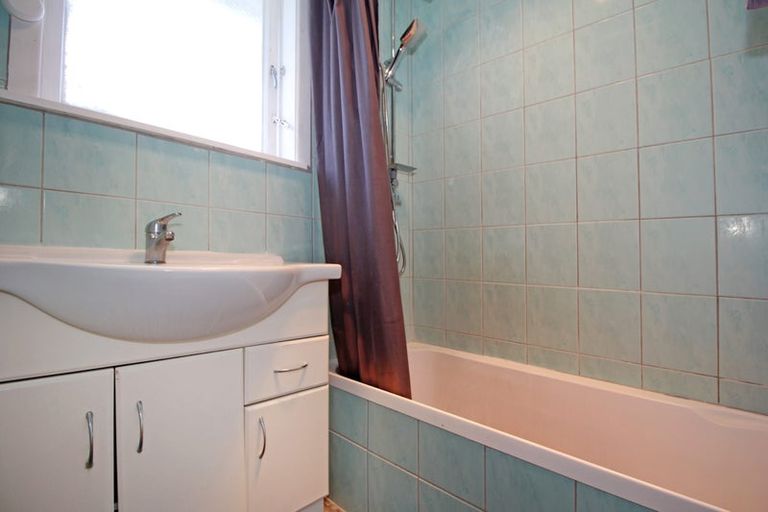 Photo of property in 1/5 Esperanto Road, Papatoetoe, Auckland, 2025