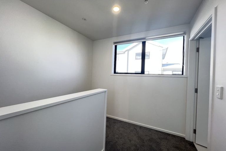 Photo of property in 231u9 Marine Parade, Seatoun, Wellington, 6022