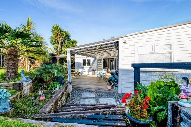 Photo of property in 78 Ngamotu Road, Spotswood, New Plymouth, 4310