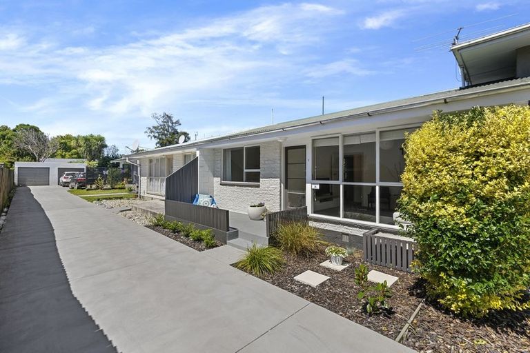 Photo of property in 2/32 Mona Vale Avenue, Riccarton, Christchurch, 8011