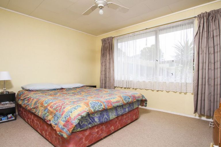 Photo of property in 46 Keegan Drive, Massey, Auckland, 0614
