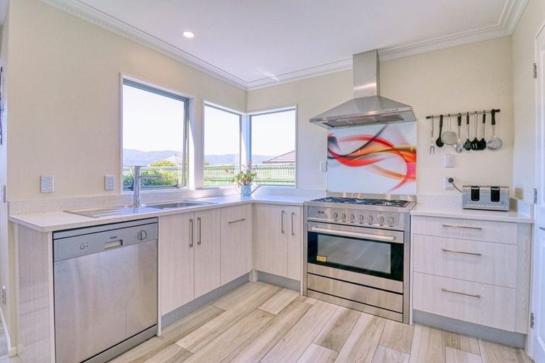 Photo of property in 28 Kawatiri Grove, Wainuiomata, Lower Hutt, 5014