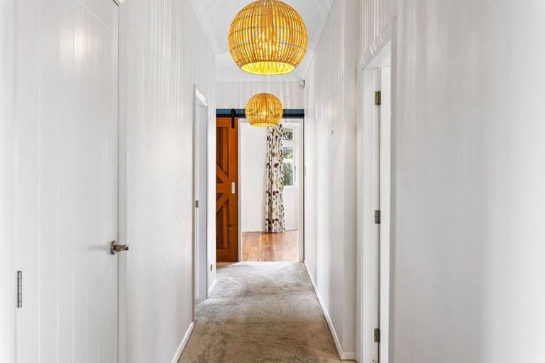 Photo of property in 50 Hollis Road, Paraparaumu Beach, Paraparaumu, 5032