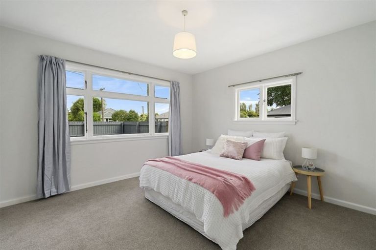 Photo of property in 16 Kenwyn Avenue, St Albans, Christchurch, 8052
