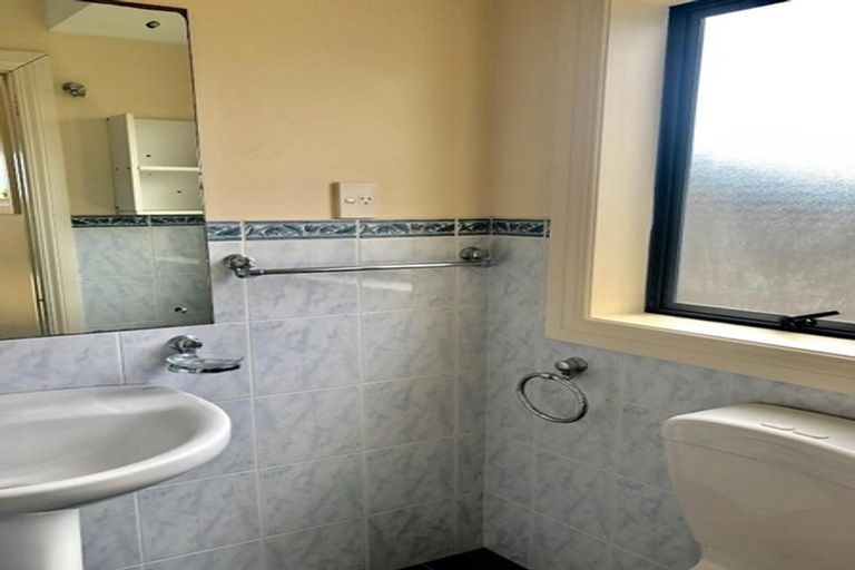 Photo of property in 1 Genesis Place, Flat Bush, Auckland, 2019