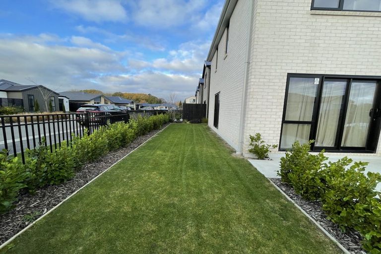 Photo of property in 11 Koral Lane, Broomfield, Christchurch, 8042