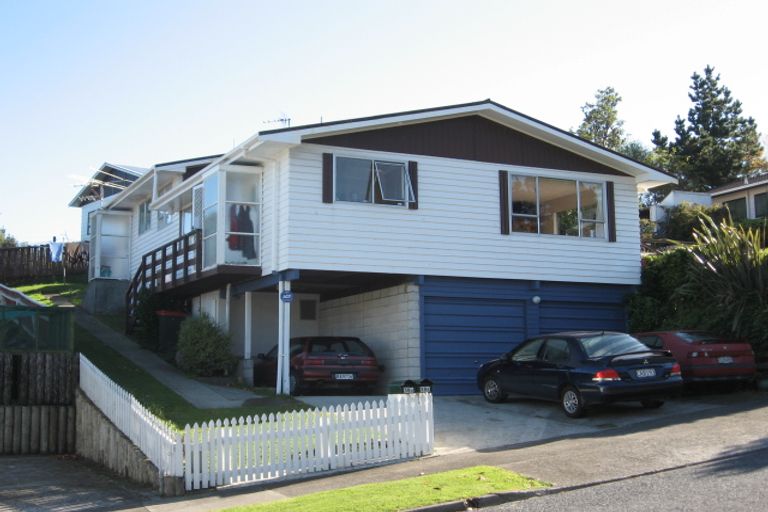Photo of property in 39a Lord Street, Stokes Valley, Lower Hutt, 5019
