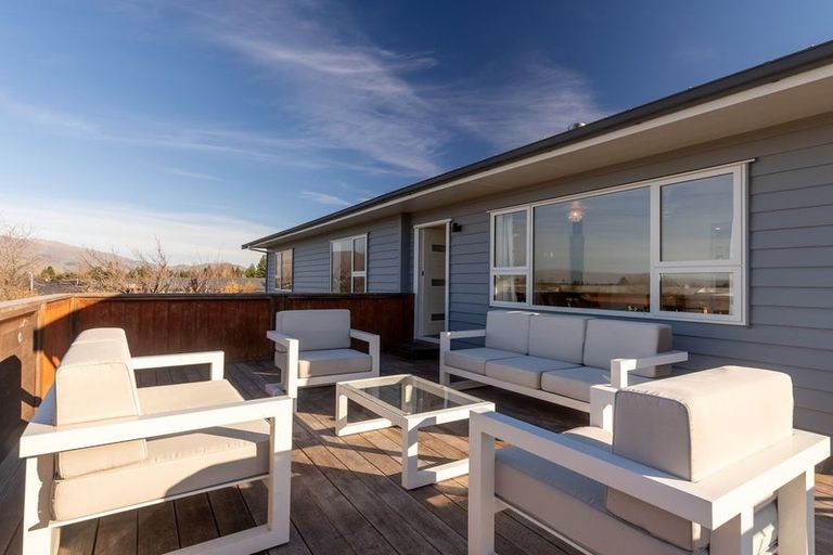 Photo of property in 3 Maitland Place, Favona, Auckland, 2024