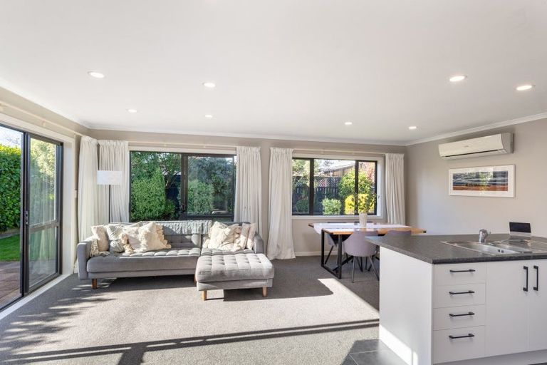 Photo of property in 12a Terminus Street, Silverstream, Upper Hutt, 5019