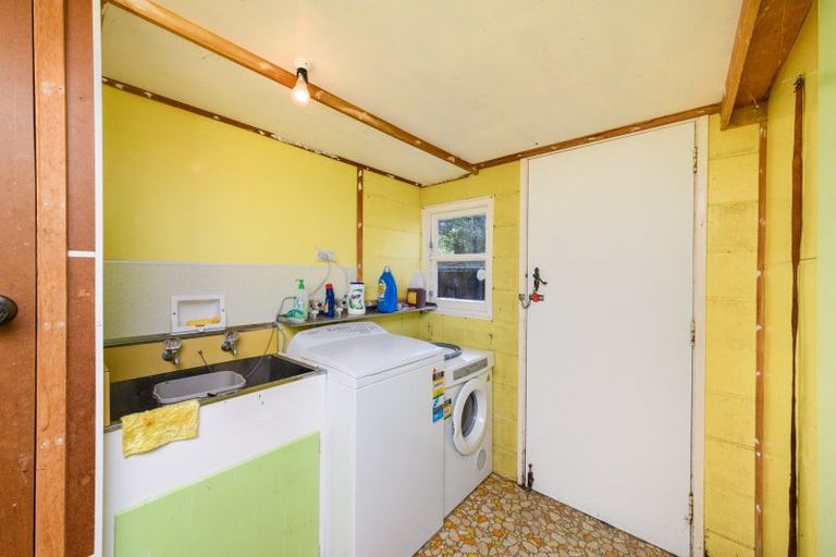 Photo of property in 18a Campbell Street, Feilding, 4702