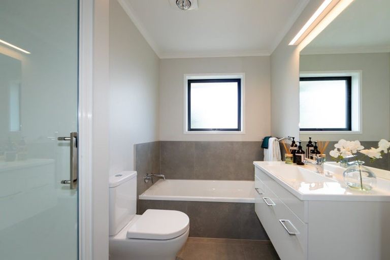 Photo of property in 21b Peddie Street, Taradale, Napier, 4112