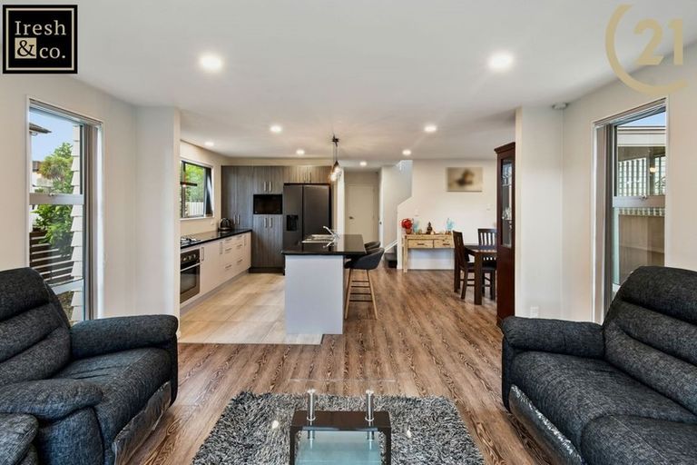 Photo of property in 167 Porchester Road, Takanini, 2112