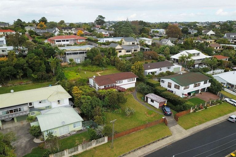 Photo of property in 12 Manuwai Road, Torbay, Auckland, 0630