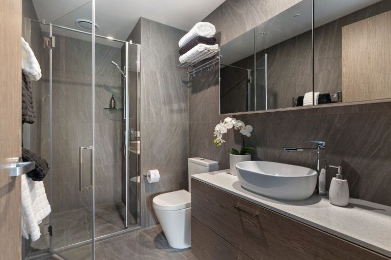 Photo of property in 205/34 Red Oaks Drive, Frankton, Queenstown, 9300
