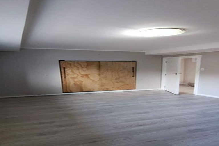 Photo of property in 4 Mills Road, Brooklyn, Wellington, 6021