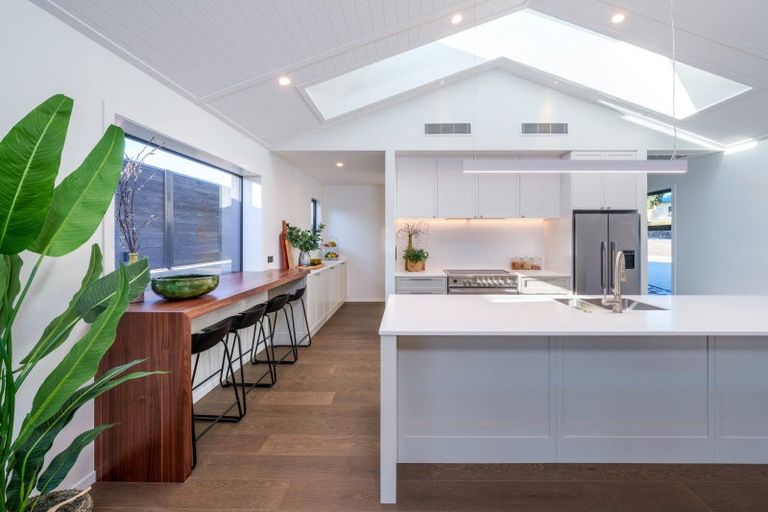 Photo of property in 7 Kamana Rise, Wanaka, 9382