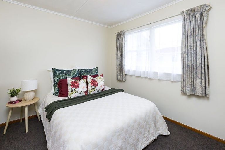 Photo of property in Oberon Flats, 48a Merton Street, Trentham, Upper Hutt, 5018