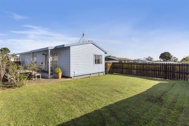 Photo of property in 38a Heathdale Crescent, Papakura, 2110