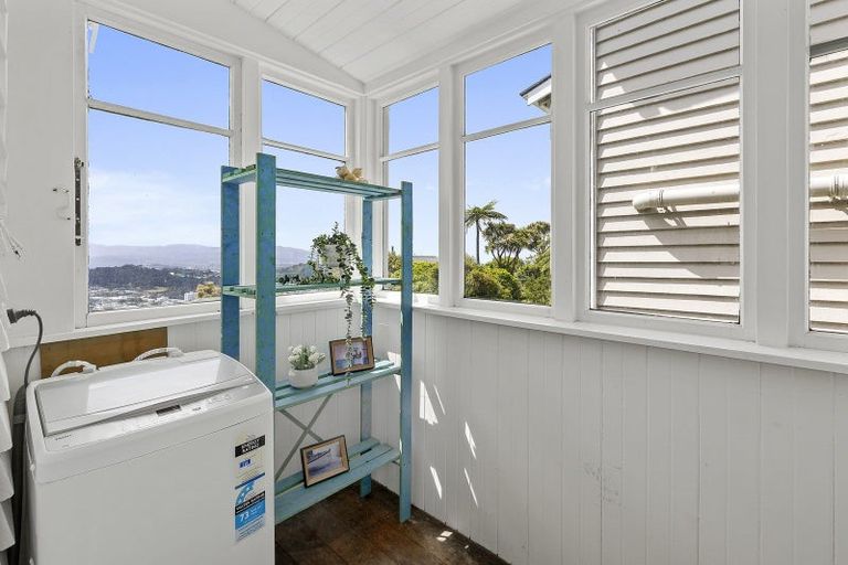 Photo of property in 79a Mills Road, Brooklyn, Wellington, 6021